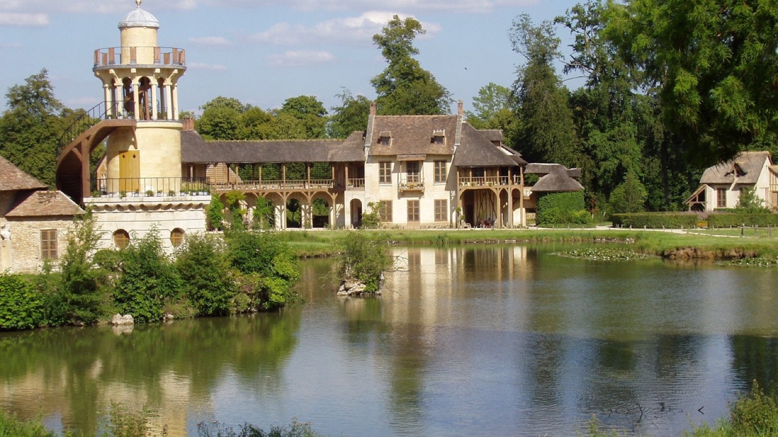 Palace of Versailles Ticket | Explore France's Royal History