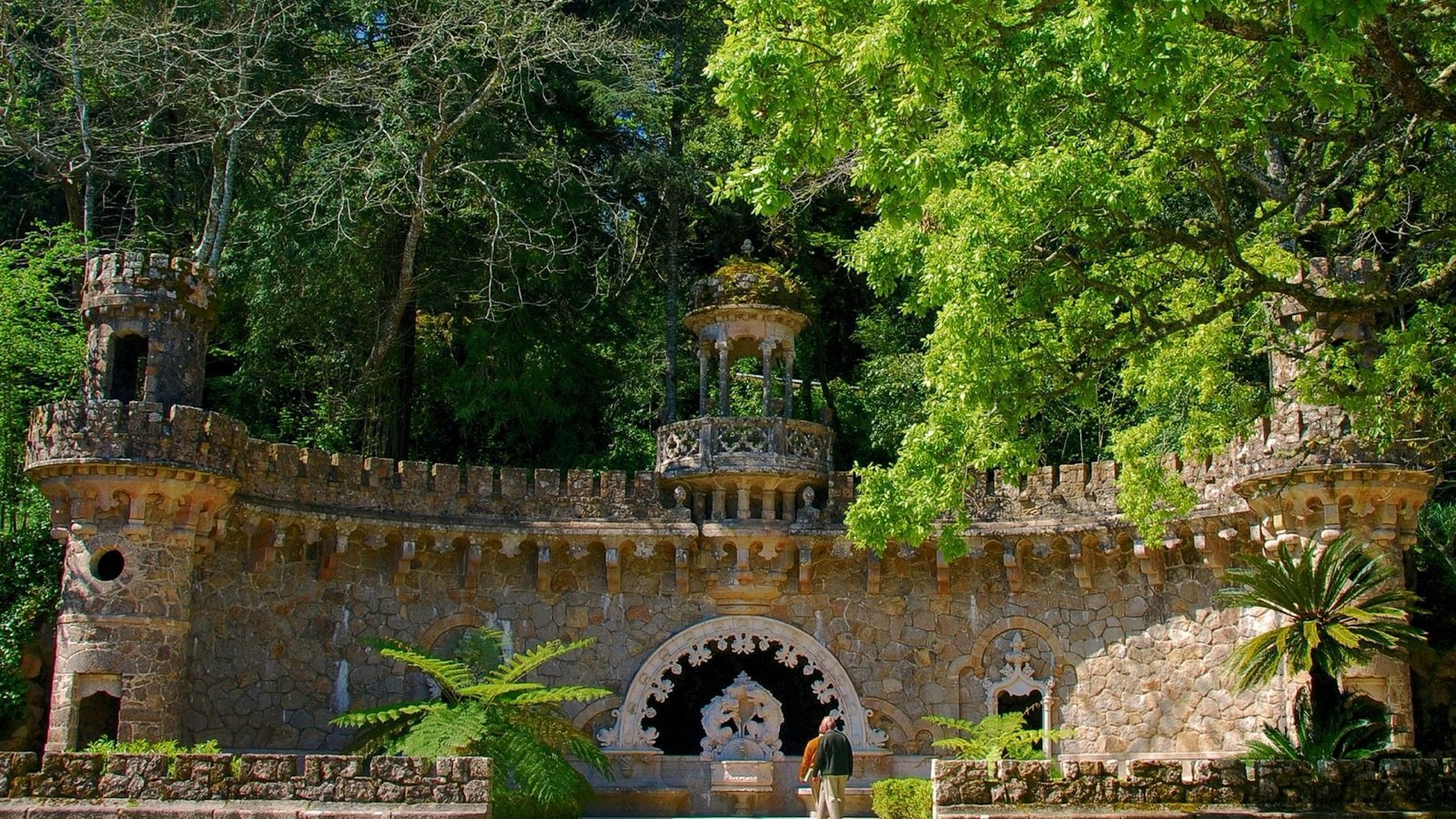 Lush gardens at Quinta da Regaleira