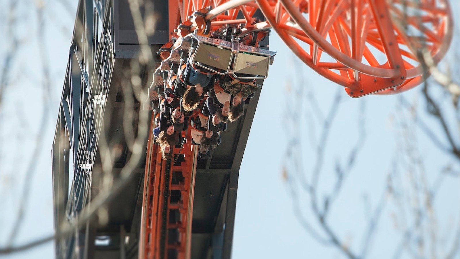 La Lanzadera bungee jump at the park