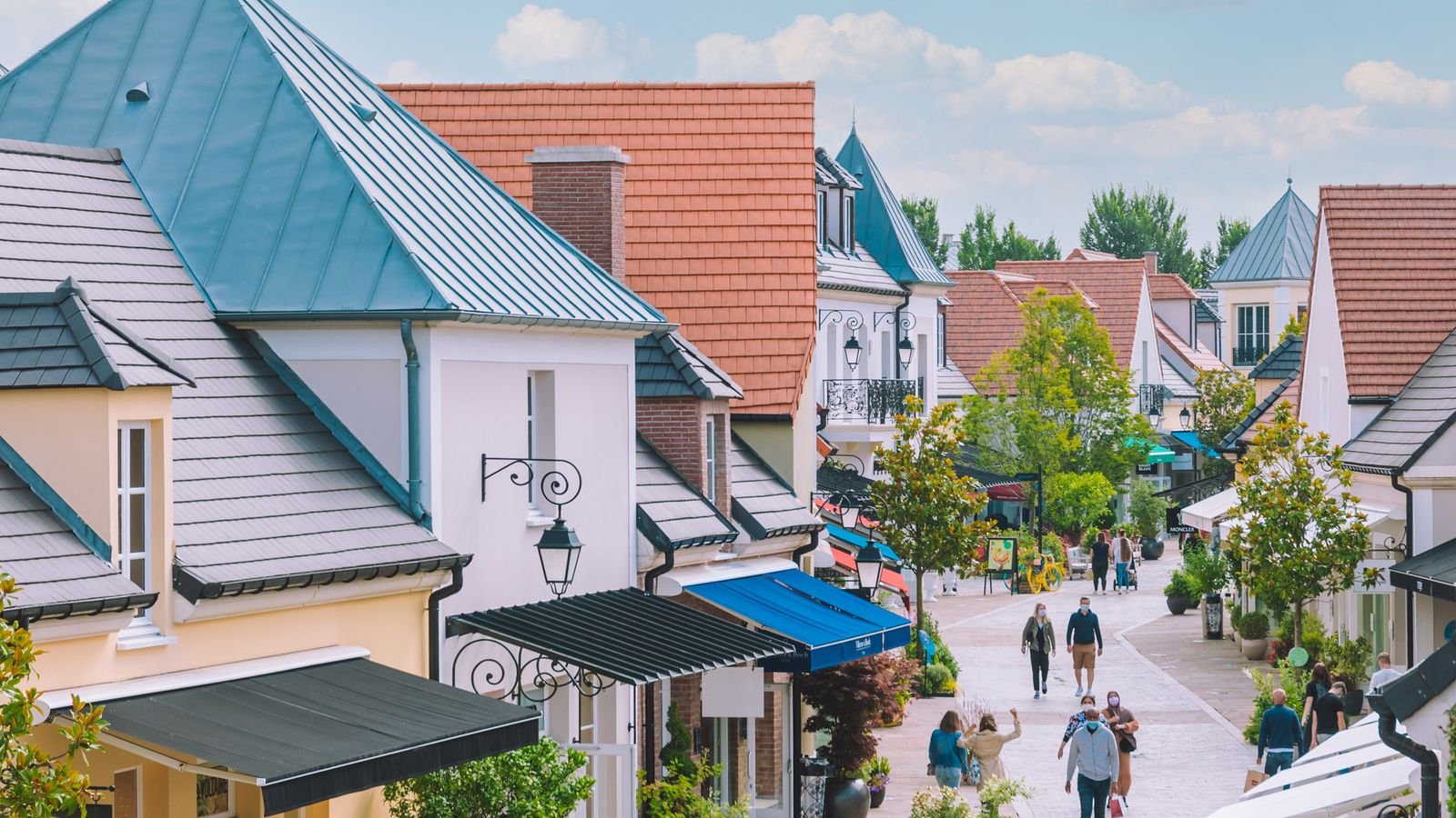 Armani and Calvin Klein Jeans storefronts at La Vallee Village