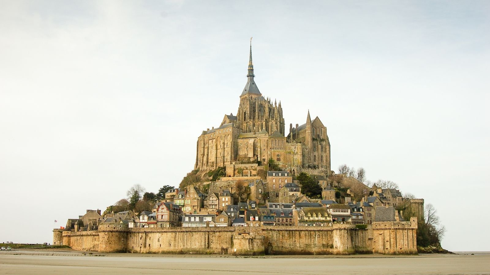 Panoramic view of the bay from Mont-Saint-Michel