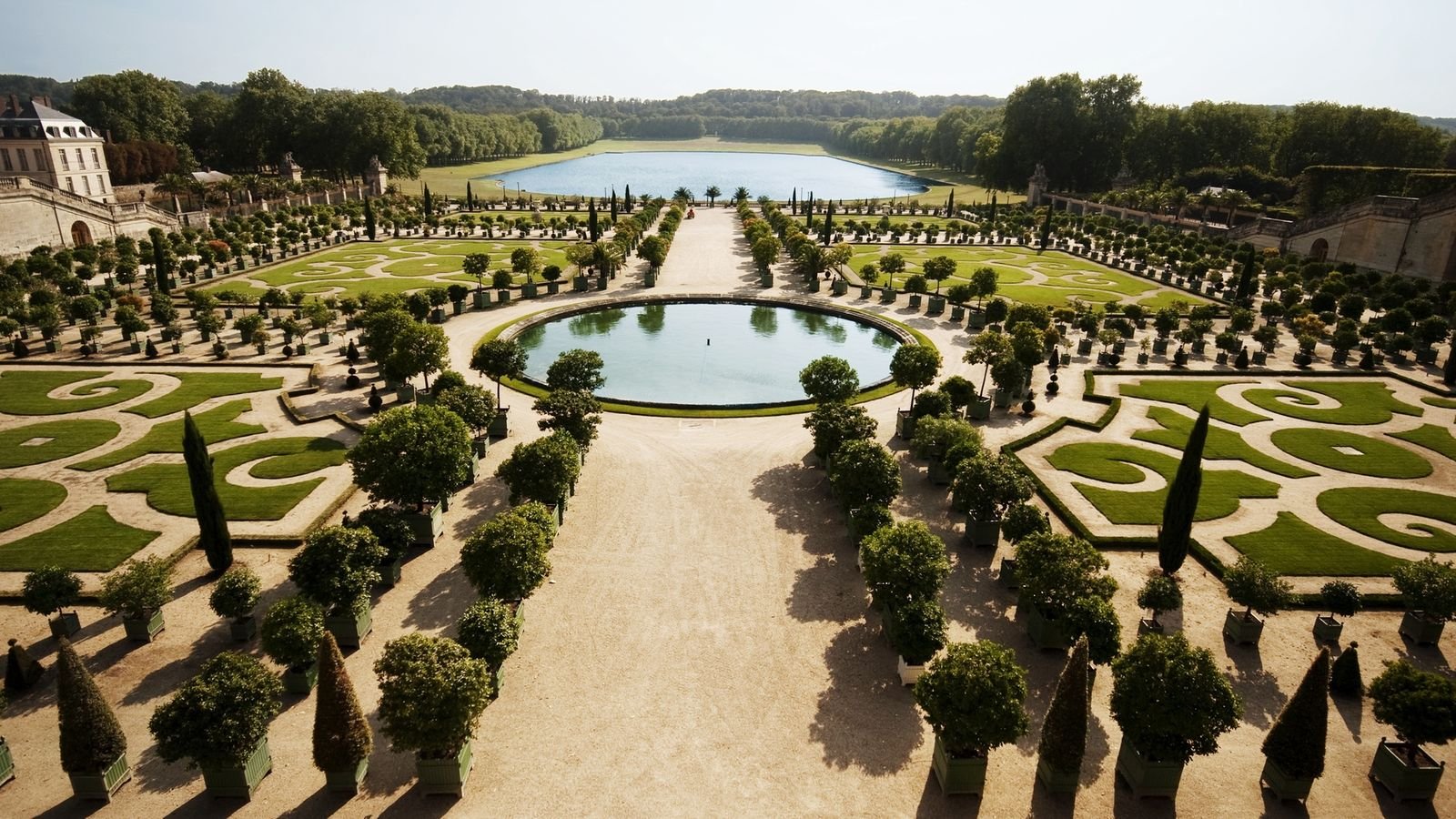 Palace of Versailles gardens and landscaped grounds