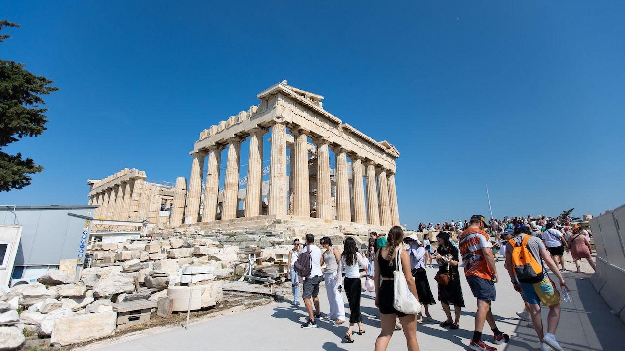 Early Access to the Acropolis and Old Athens Walking Tour attraction