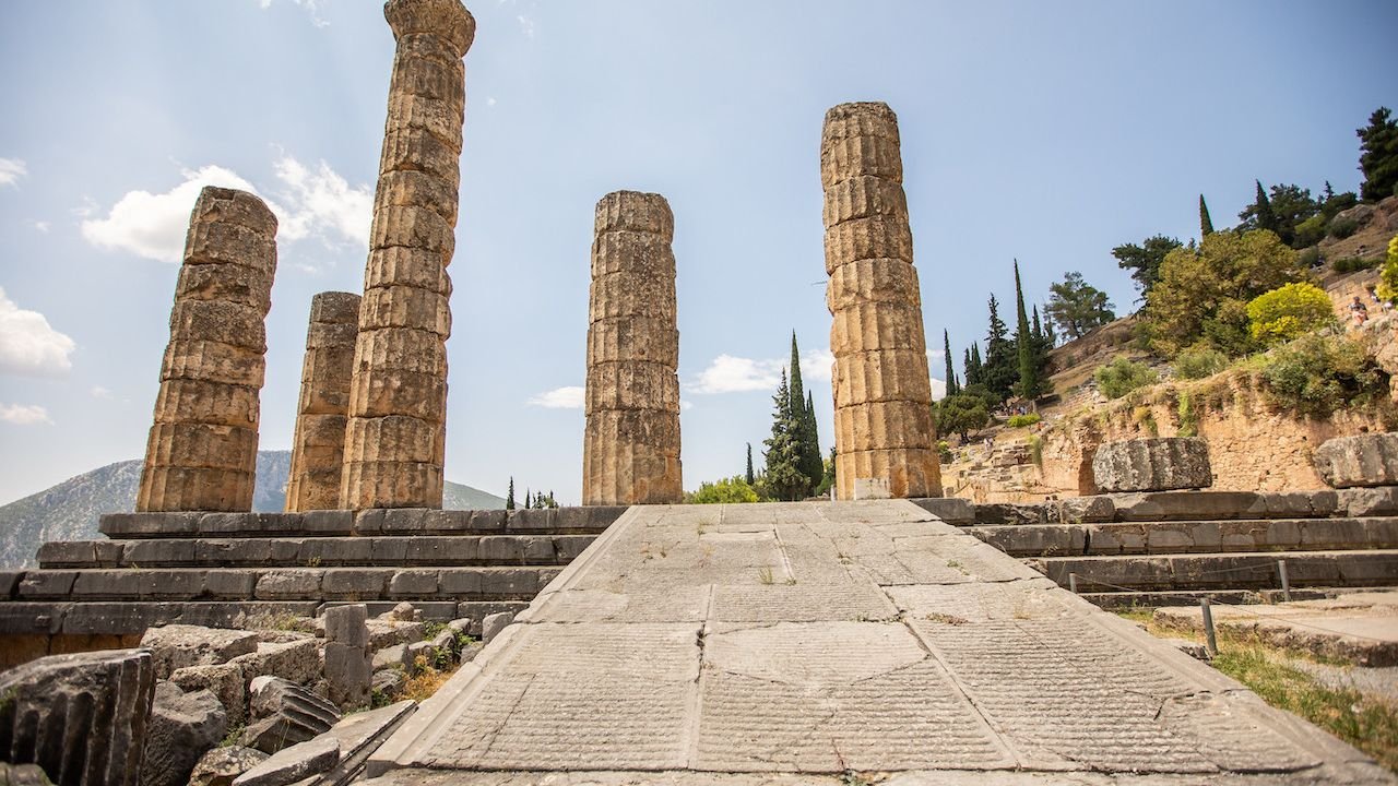 Ancient Greek historical artefacts inside Delphi Museum