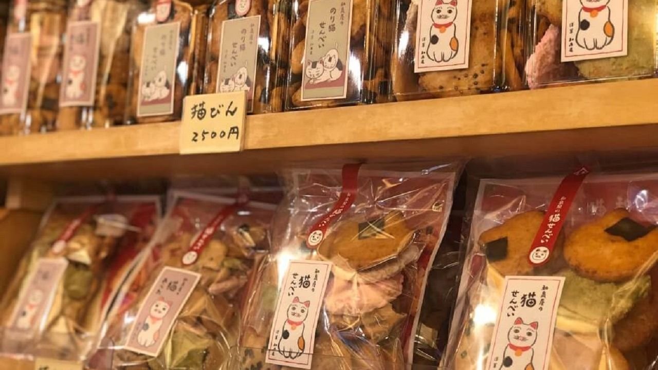 Historic candy shop preserving traditional candy-making methods in Asakusa
