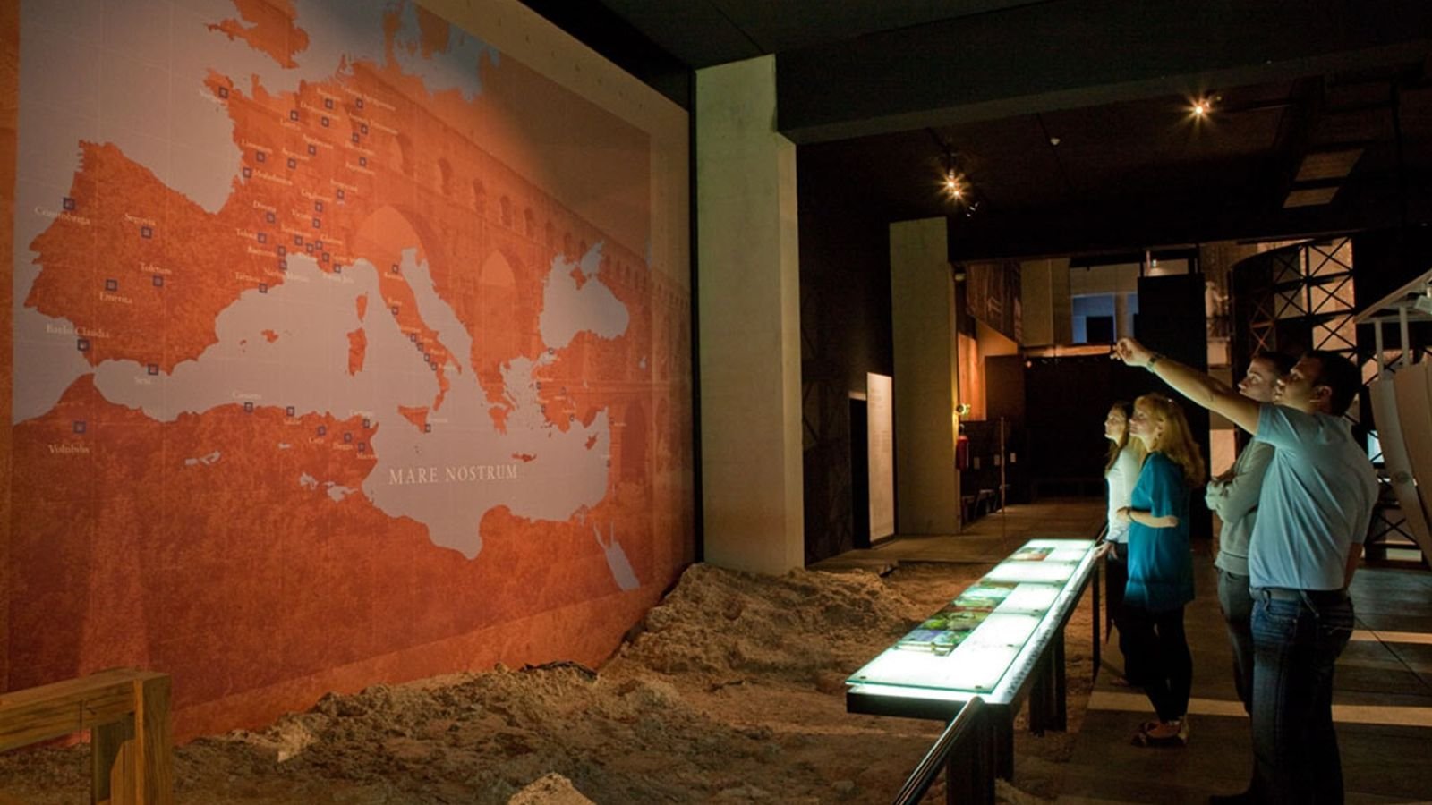 Pont du Gard museum exhibition on Roman engineering
