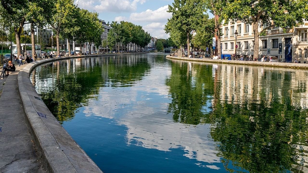 Boat cruise along Canal Saint-Martin in Paris
