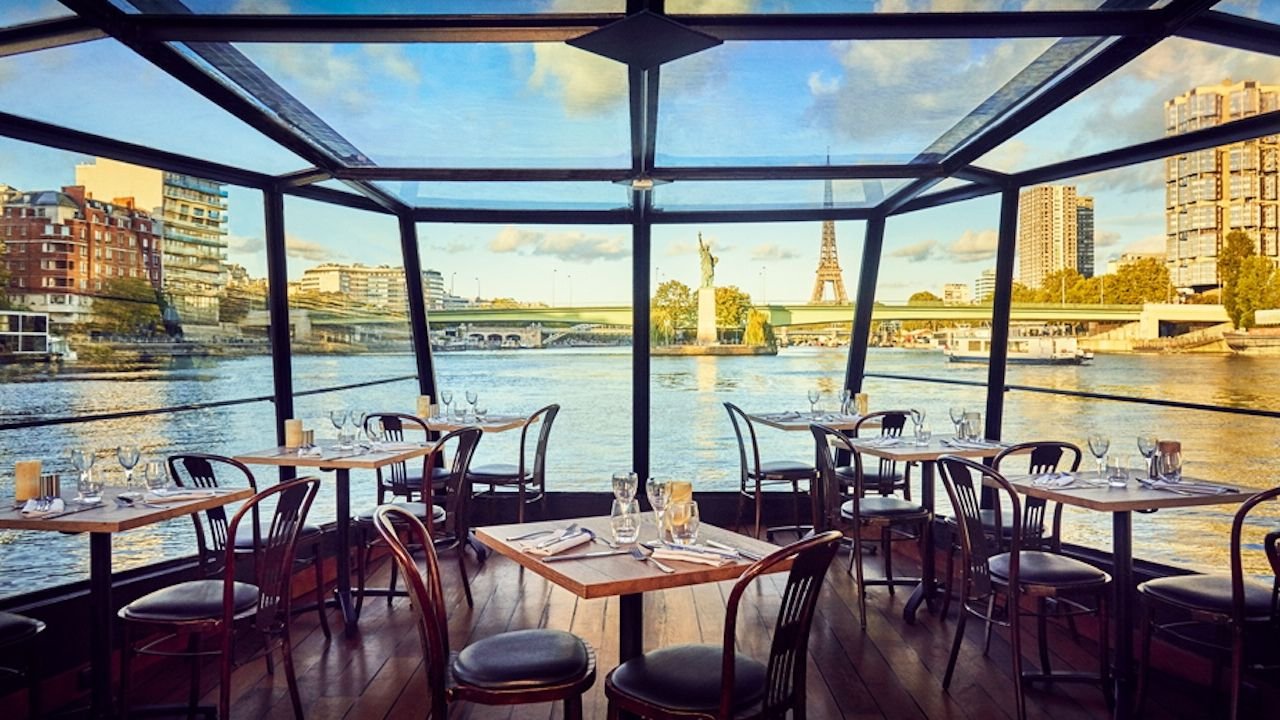 Dining table set for lunch on the Seine River cruise