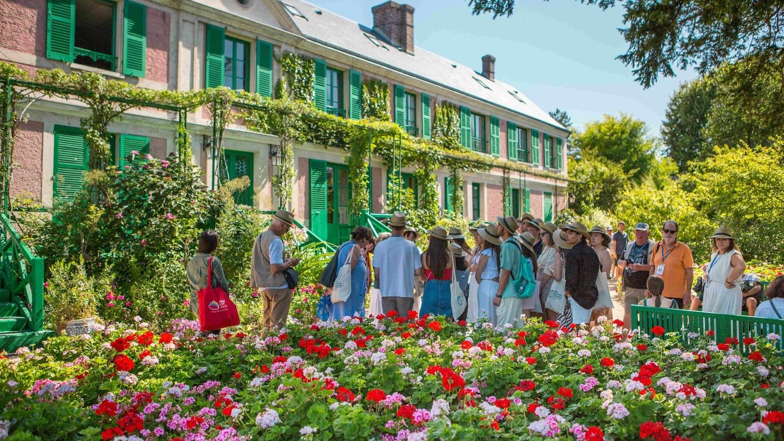 Giverny: Impressionist Day Trip from Paris with Audio Guide attraction