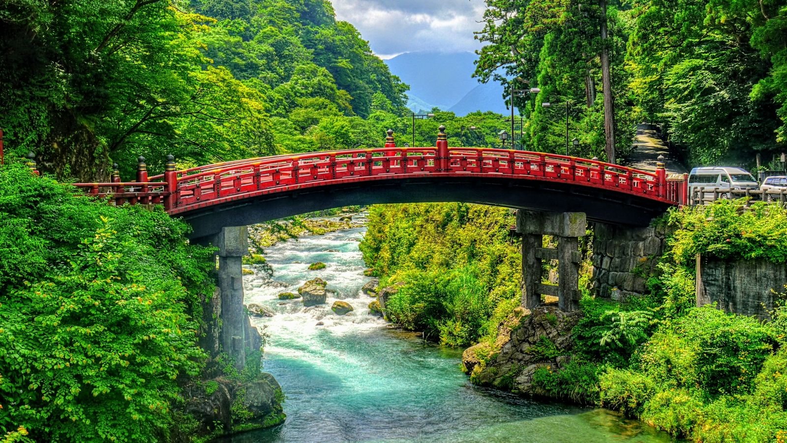 Tobu Railway local train bound for Nikko