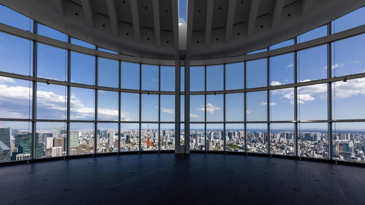 Indoor observation deck on level 52 of Roppongi Hills Mori Tower