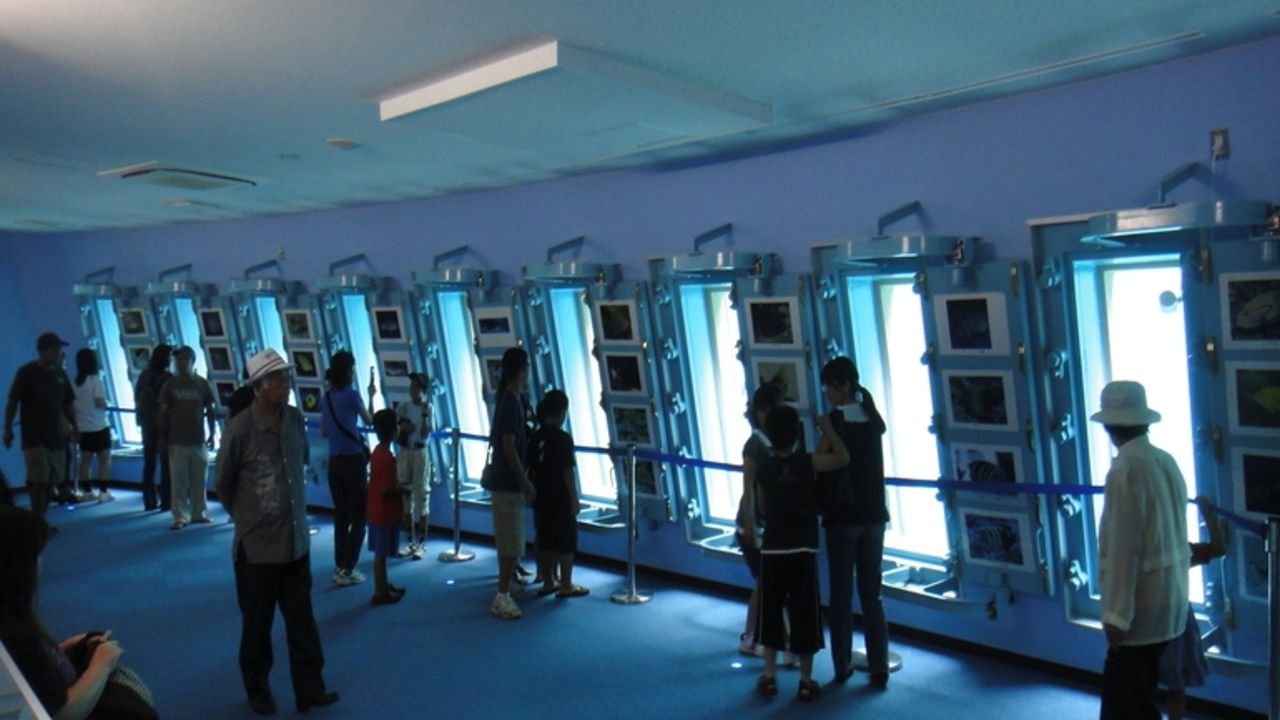 Observation area with 24 acrylic panel windows at Okinawa Miyakojima Undersea Park
