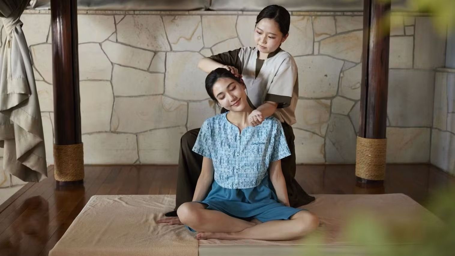 Healing Bade stone sauna room at Tokyo Dome Spa LaQua