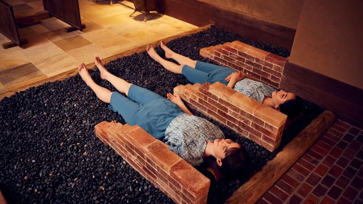Wellness and relaxation area at Spa LaQua Tokyo