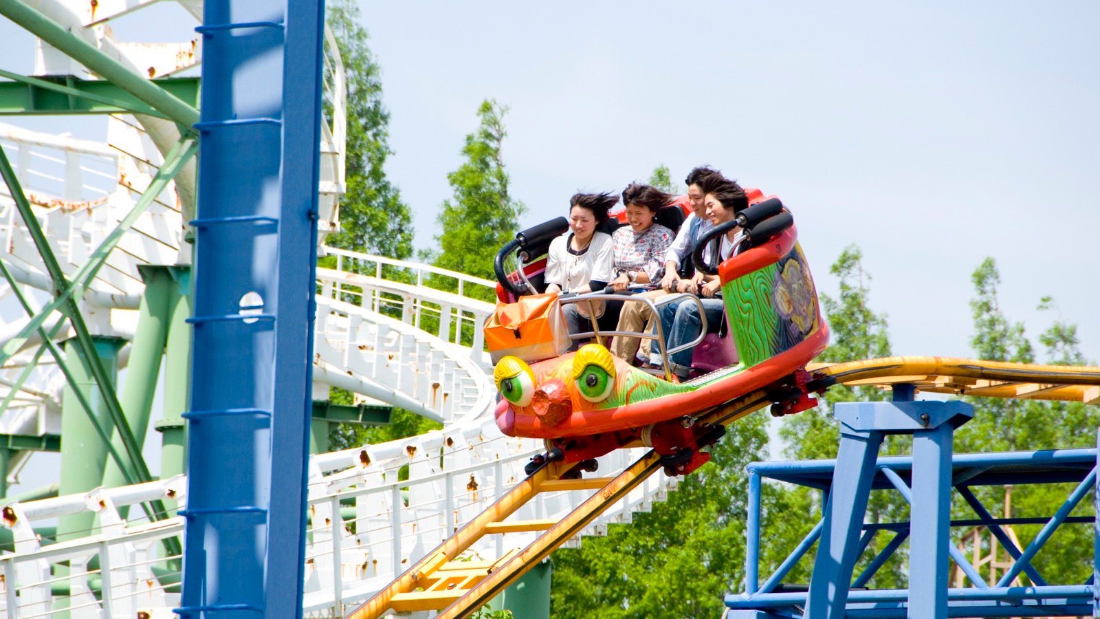 Red Falcon roller coaster ride