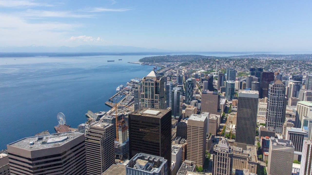 Panorama of Mount Rainier from Columbia Center