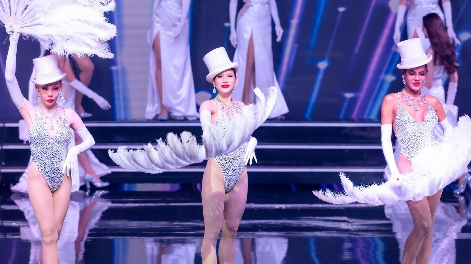 Choreographed musical performance in a state-of-the-art theatre