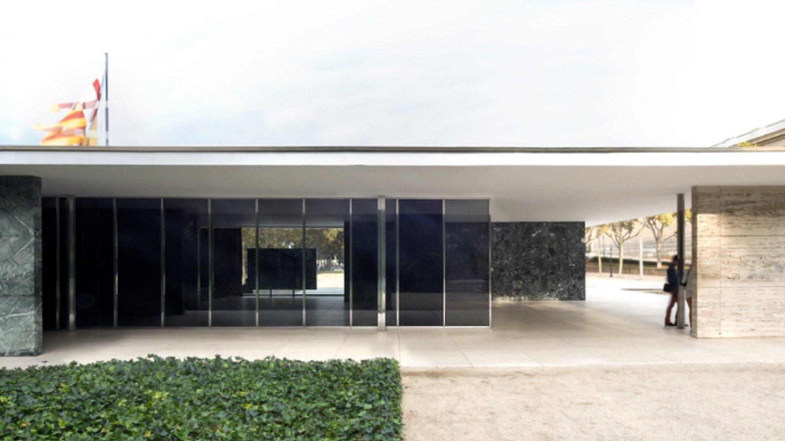 Outdoor garden space at the Mies van der Rohe Pavilion