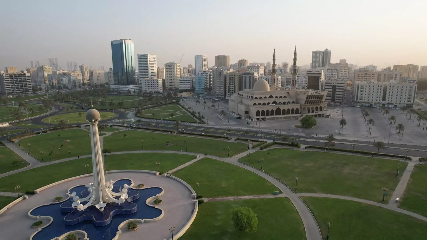 5 Emirates + Indian Ocean Tour Dubai