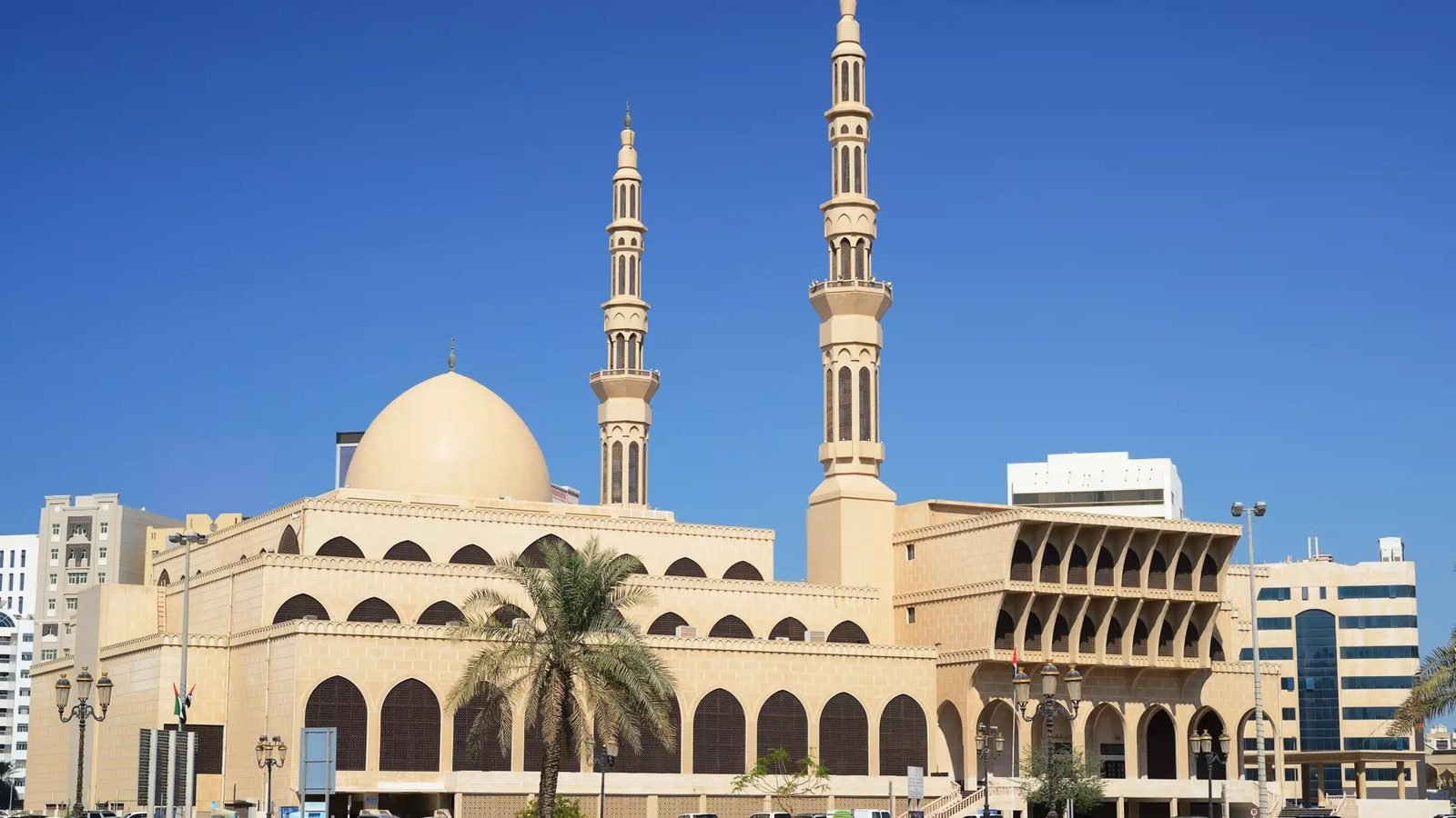 5 Emirates + Indian Ocean Tour Dubai