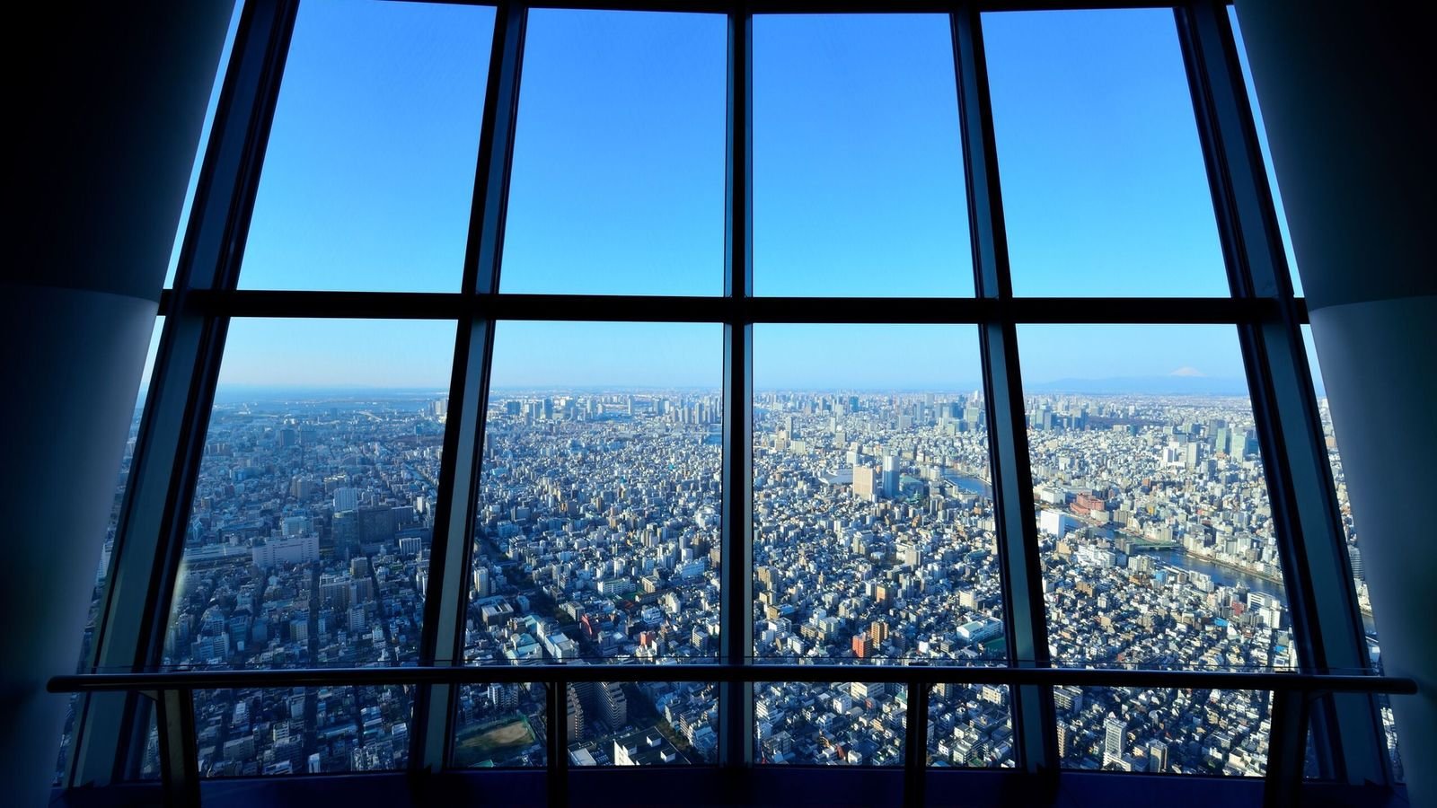Panoramic city view of Tokyo skyline from Tokyo Skytree Tembo Deck