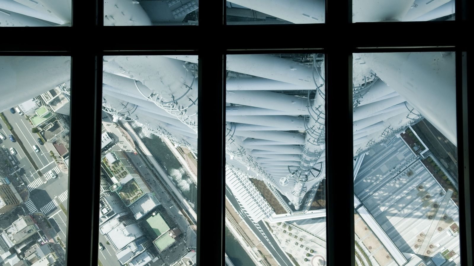 Observation windows at Tokyo Skytree showing panoramic Tokyo views