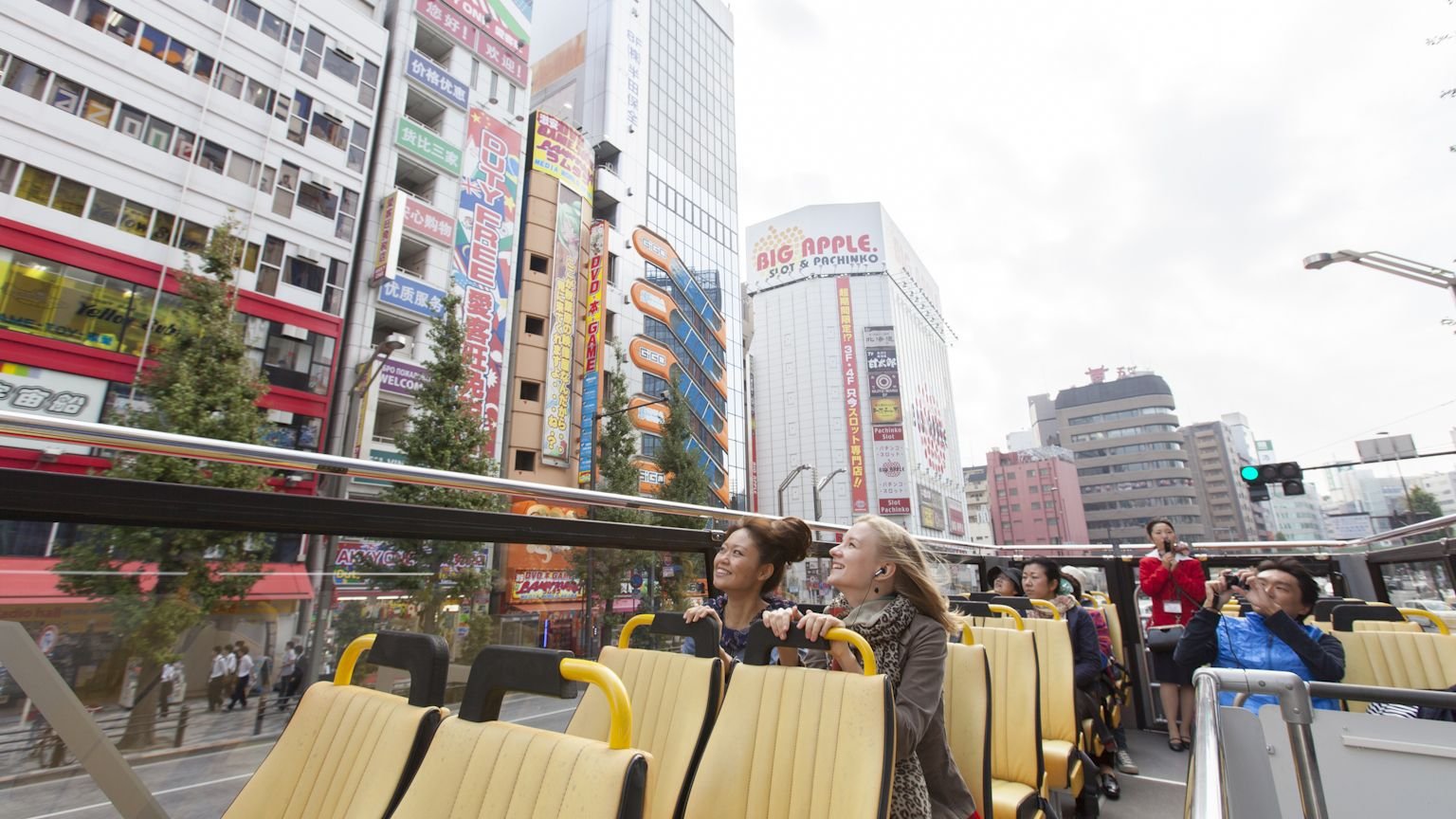 Sightseeing bus stop at Ryogoku Edo-Tokyo Museum