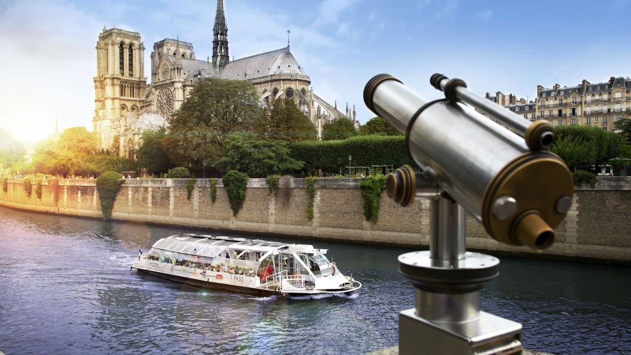 Batobus boat moored near the Eiffel Tower stop