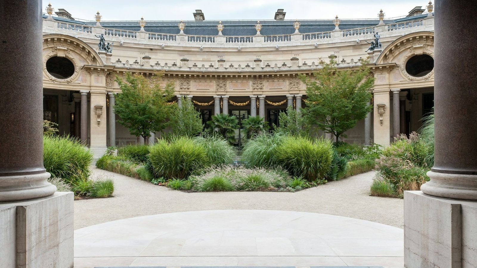 Entrance to the Artists' Faces exhibition at Petit Palais