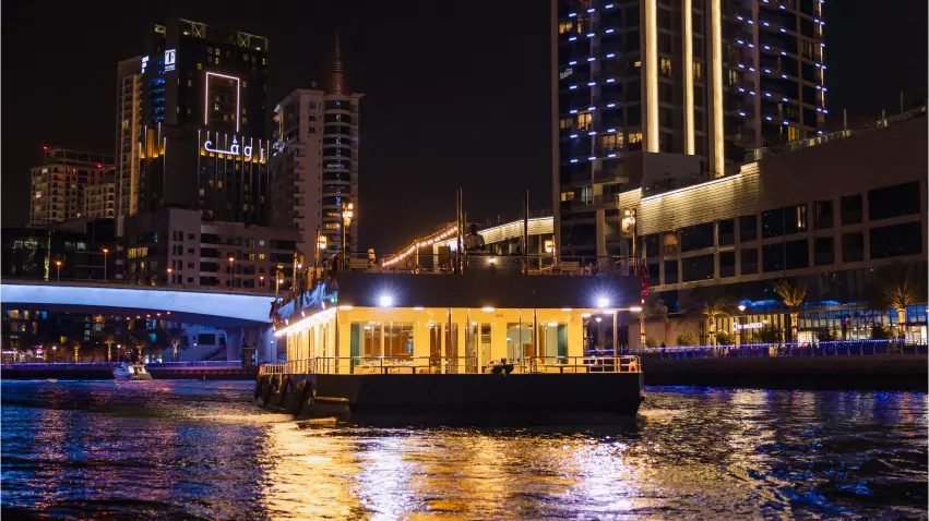 alexandra-sea-lounge