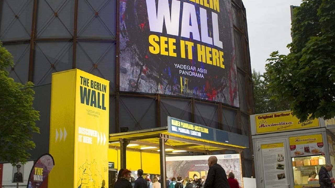 Asisi Panorama - Die Mauer (The Wall): Skip The Line