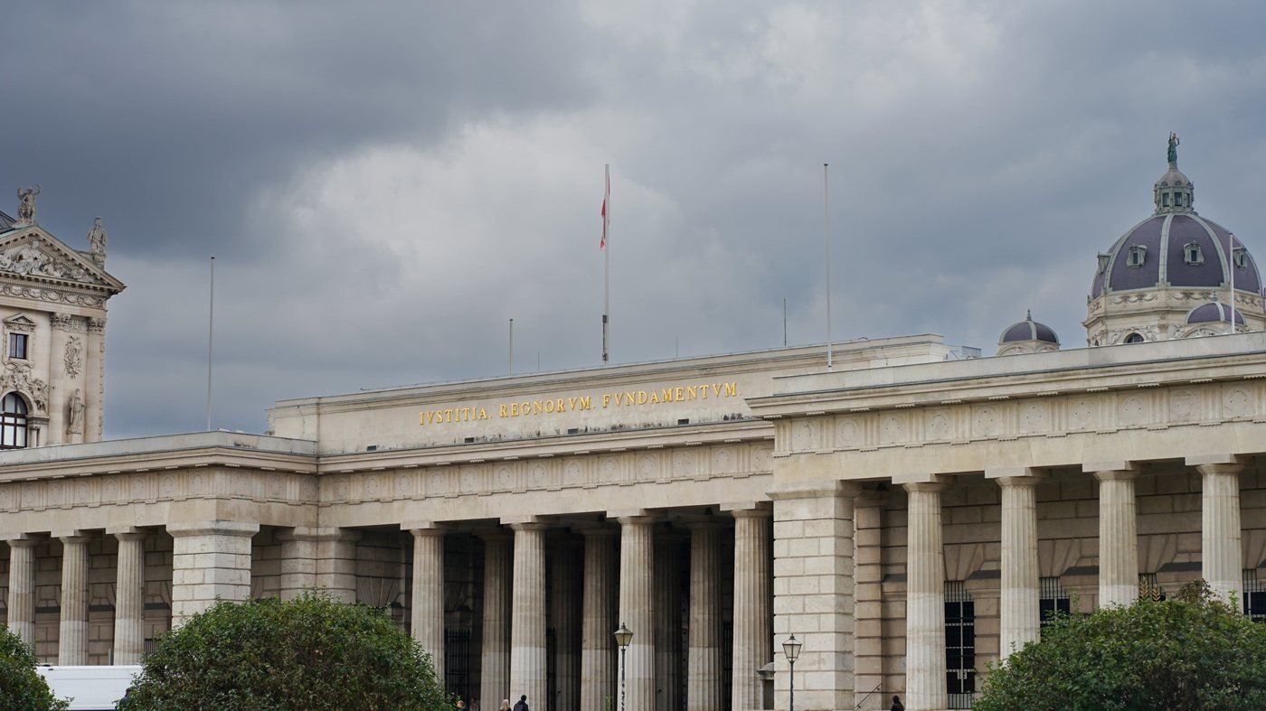 Hofburg Palace, Gardens, and Sisi Museum Skip-the-Line Guided Tour