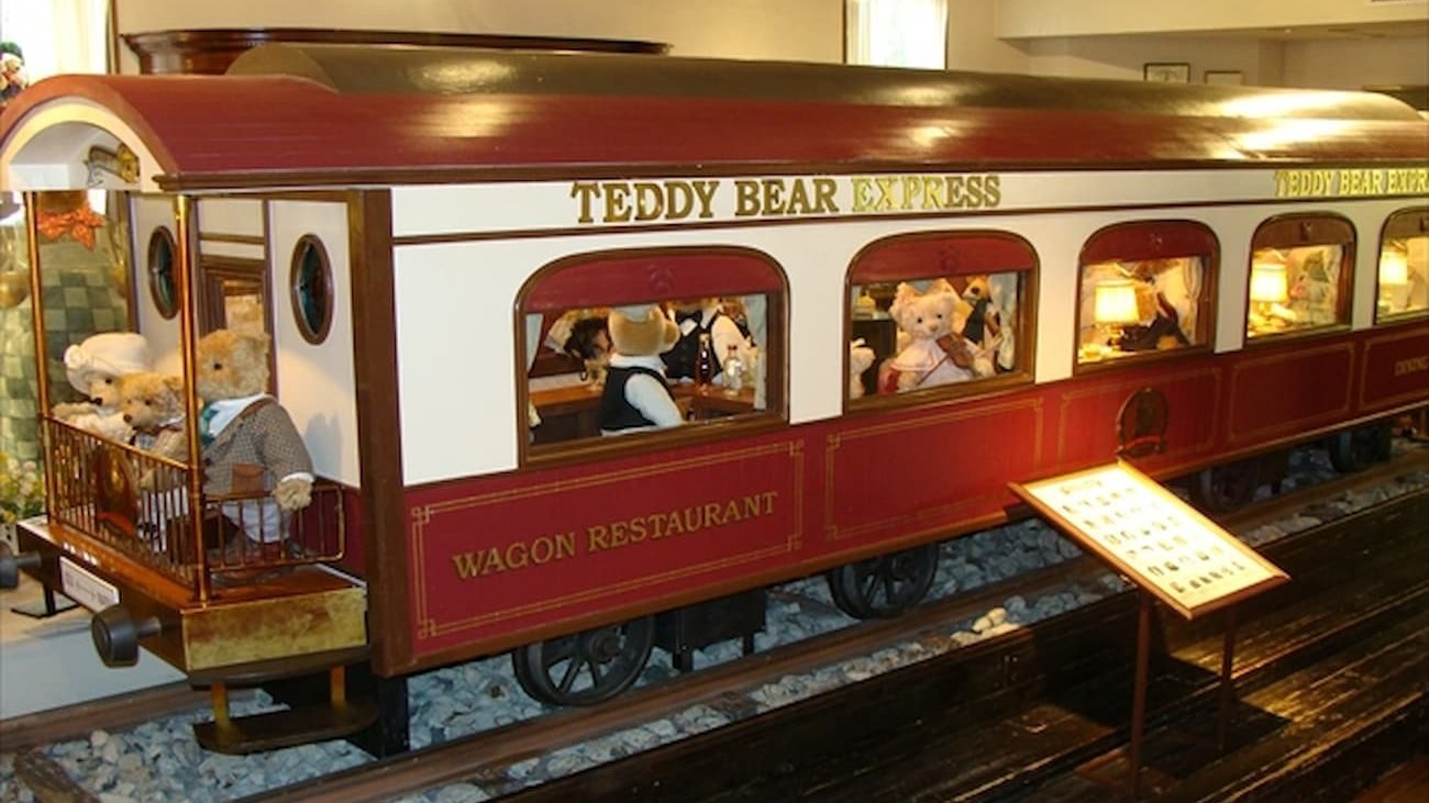 Izu Teddy Bear Museum Ticket