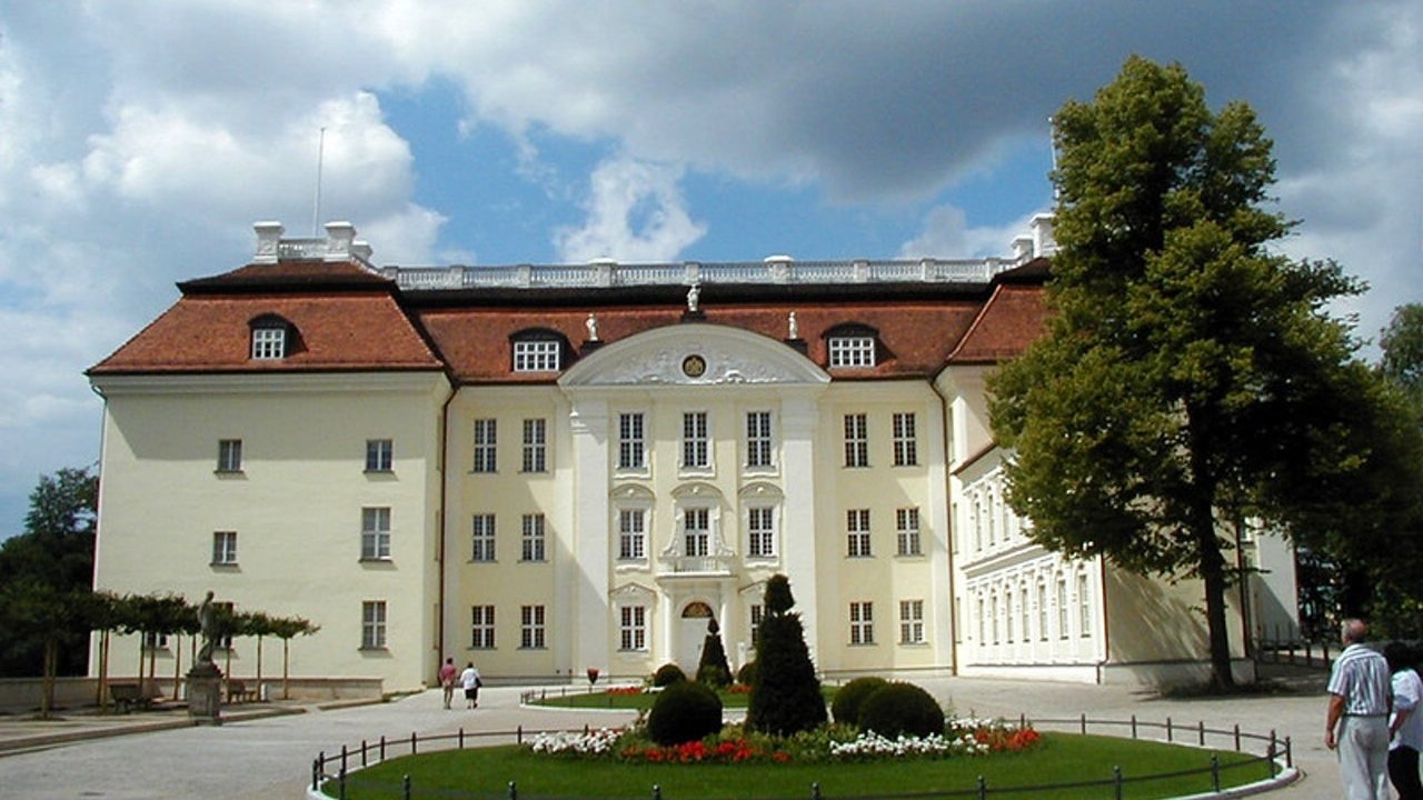 Köpenick Palace: Skip The Line