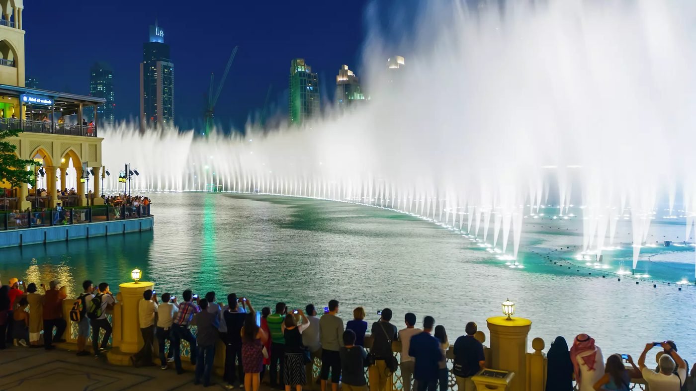 Modern Dubai City Tour with a Sightseeing Cruise