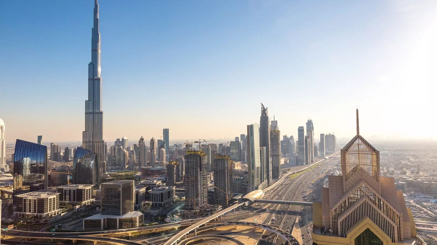 Modern Dubai City Tour with a Sightseeing Cruise