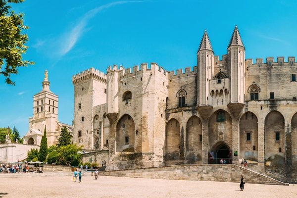 Palace of the Popes and Pont d’Avignon Ticket | Book Online