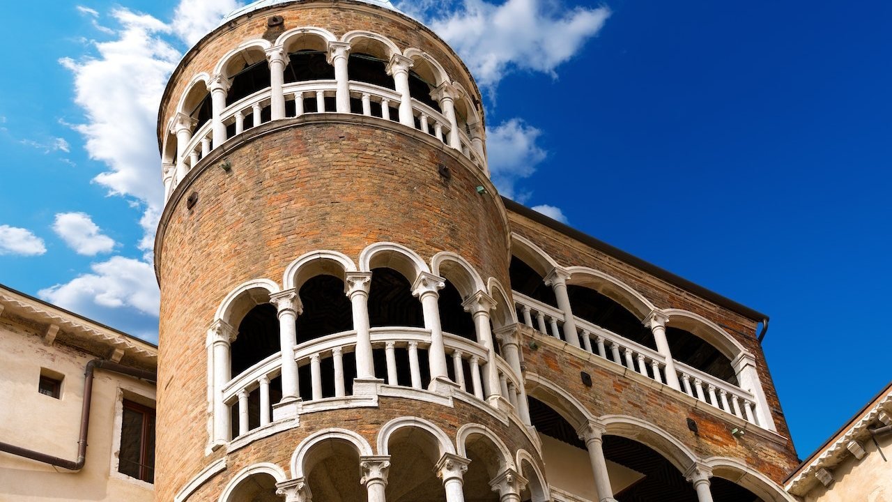 Scala Contarini del Bovolo