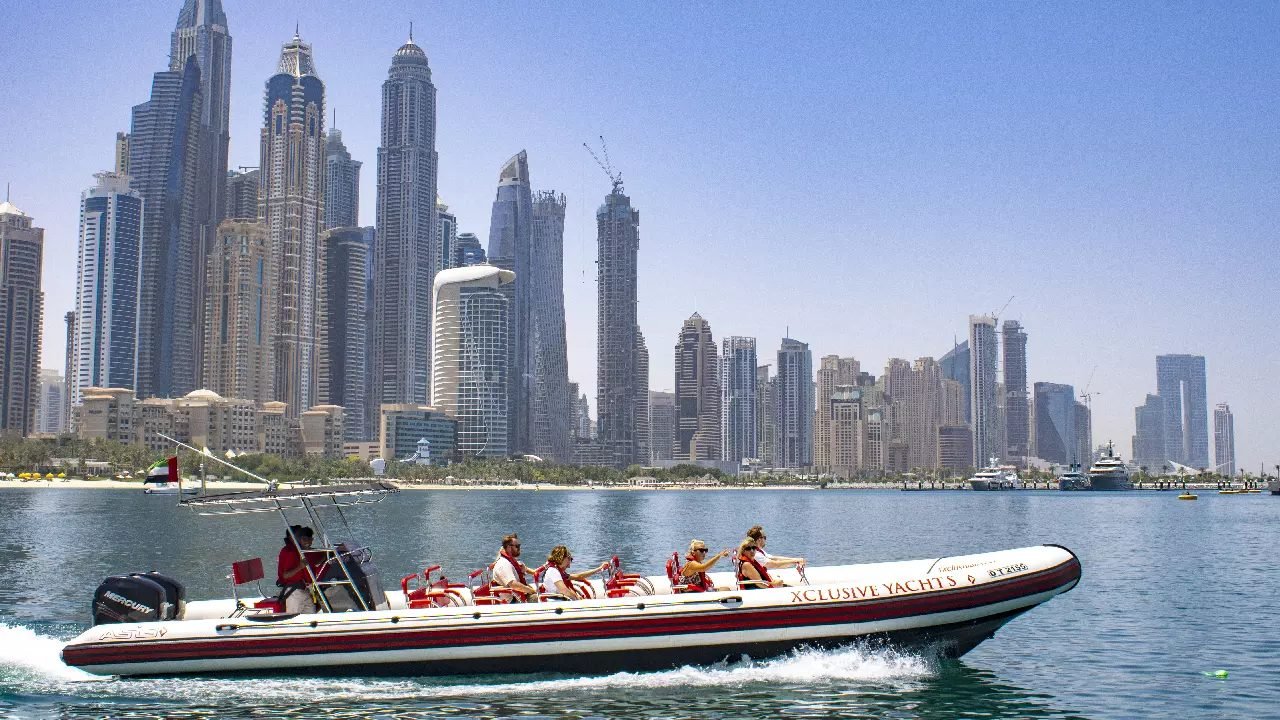 Speed Boat Tour Dubai - 90 Minute Marina Ride