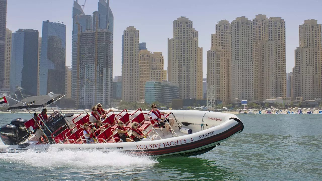 Speed Boat Tour Dubai - 90 Minute Marina Ride