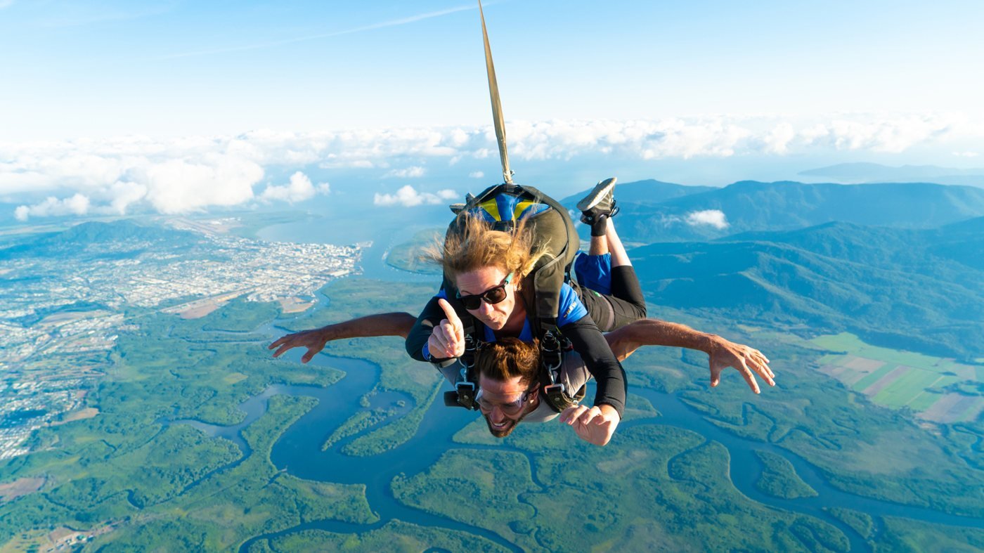 Tandem Skydiving Experience Cairns