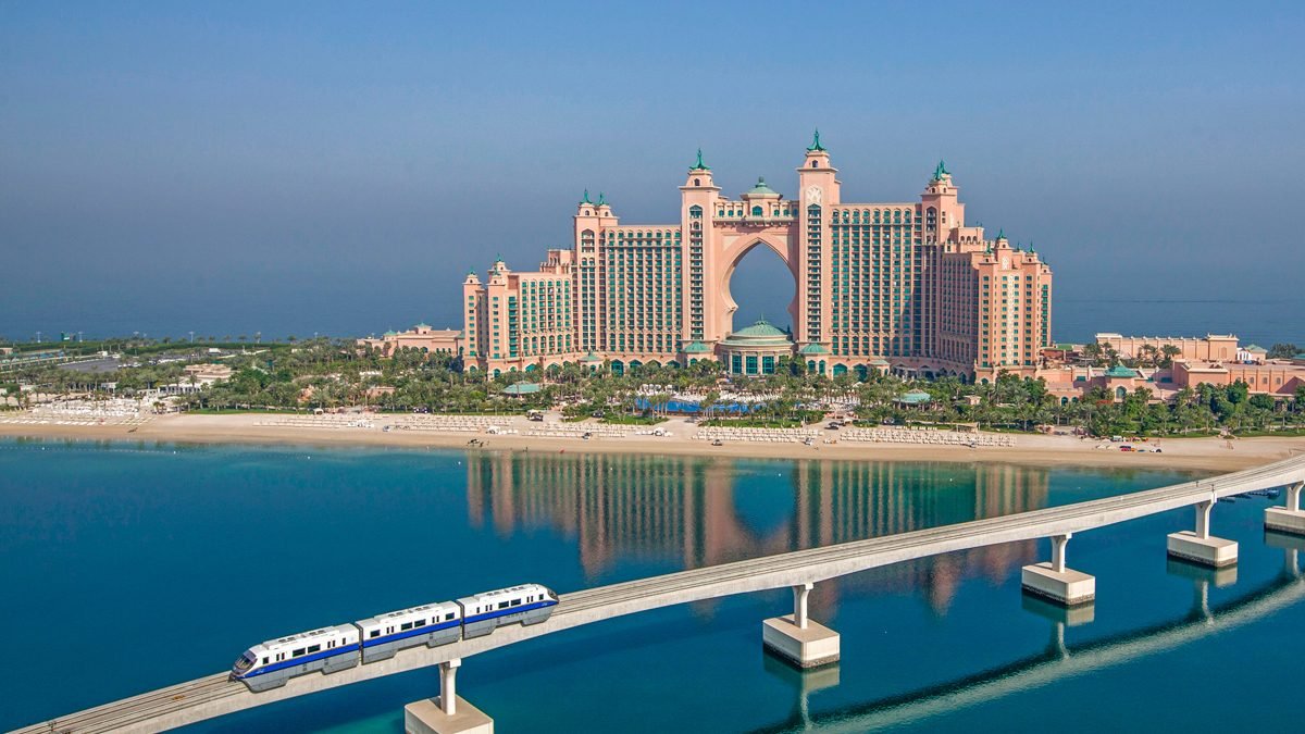 The Palm Monorail - Nakheel Mall to Atlantis Aquaventure