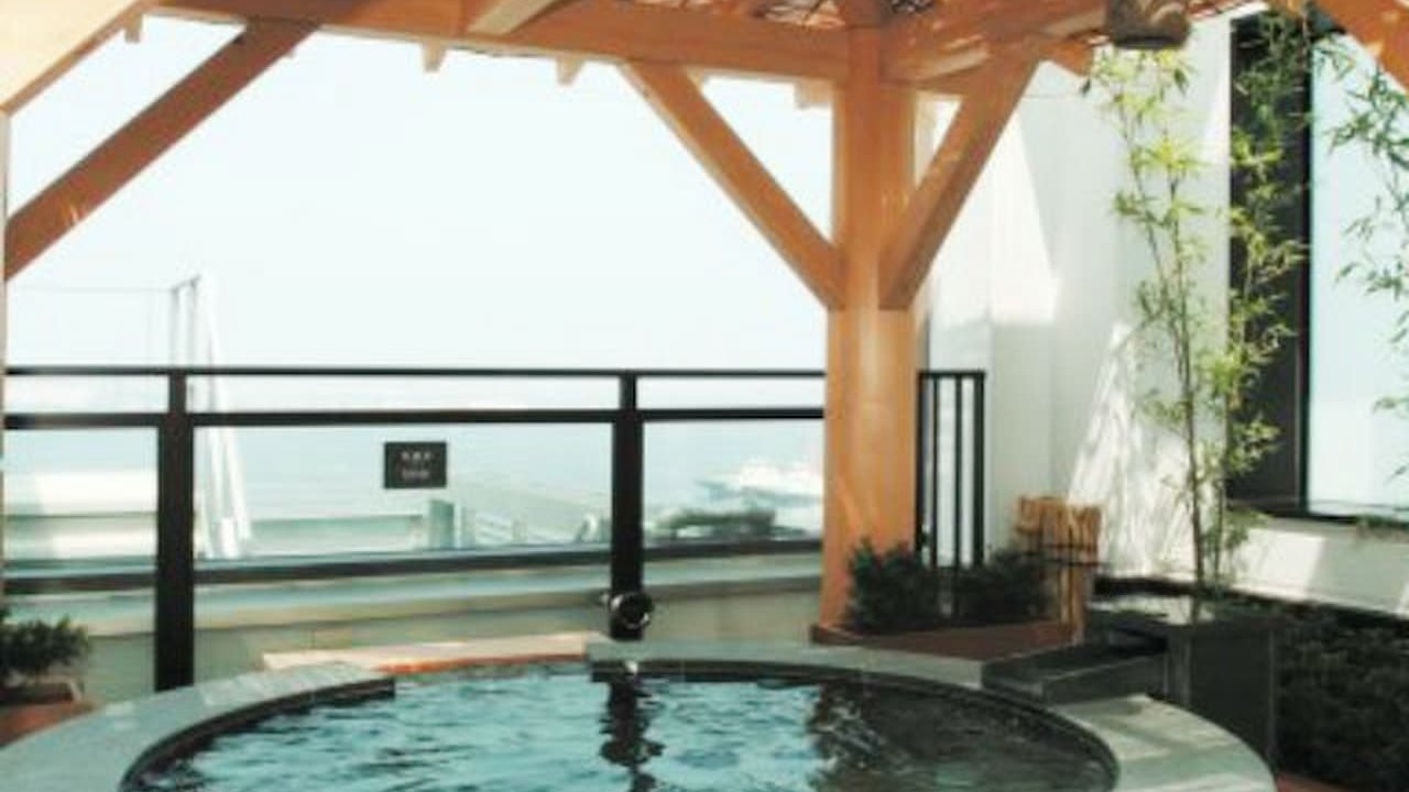Yokohama Minato Mirai Manyo Club Onsen Experience