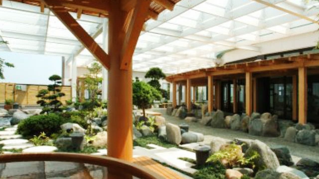 Yokohama Minato Mirai Manyo Club Onsen Experience
